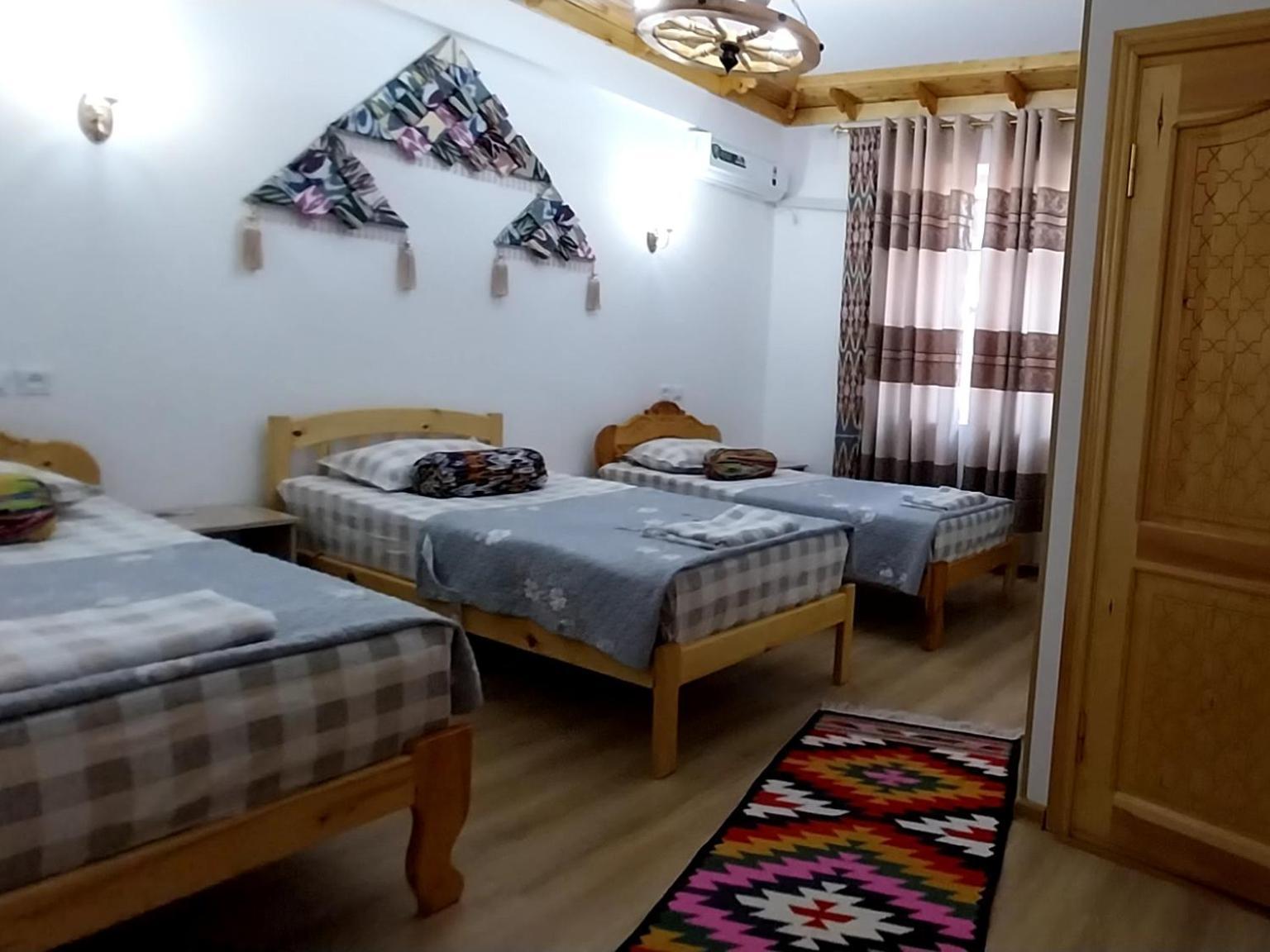 Nazira Boutique Hotel & Terrace Хива Стая снимка
