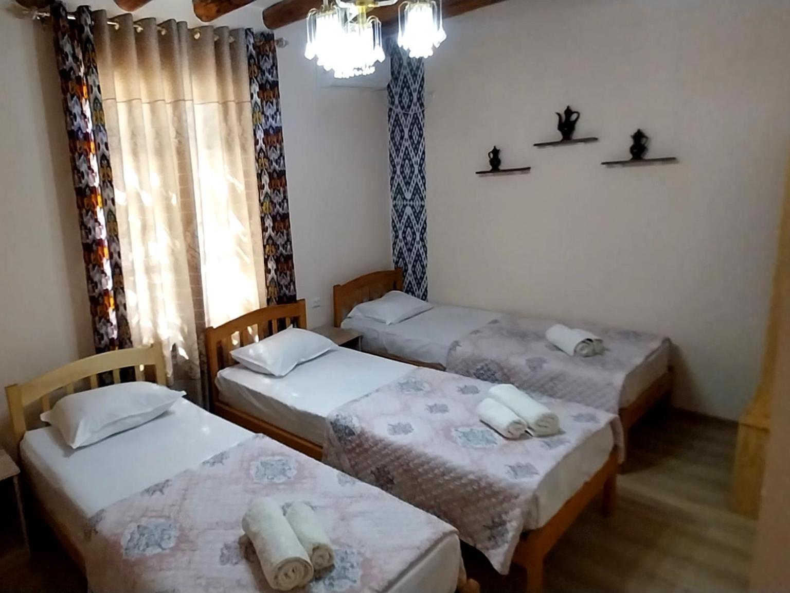 Nazira Boutique Hotel & Terrace Хива Стая снимка