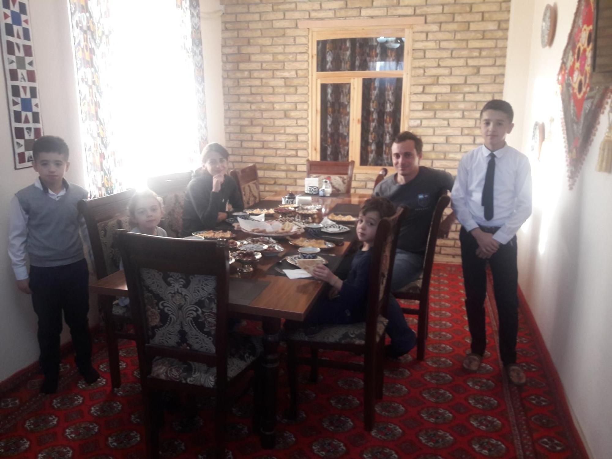 Nazira Boutique Hotel & Terrace Хива Стая снимка